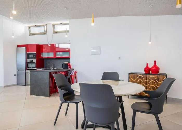 Selene Heated Indoor Pool Vila