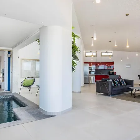 Selene Heated Indoor Pool Villa *