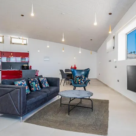 Selene Heated Indoor Pool Villa