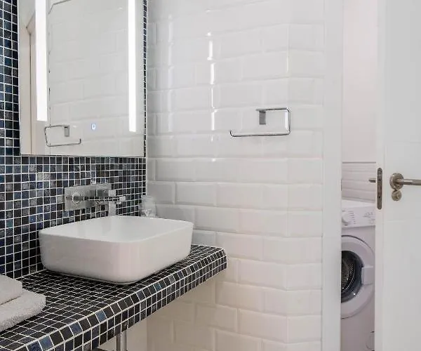 Selene Heated Indoor Pool Villa